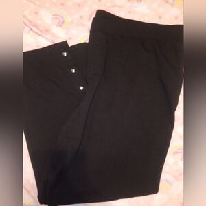 NWOT D&CO Black Stretch Pants with Button Detail Size 3XL